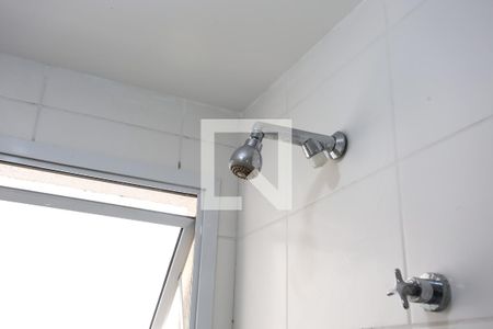 Banheiro de apartamento para alugar com 2 quartos, 47m² em Loteamento Reserva Raposo, Osasco