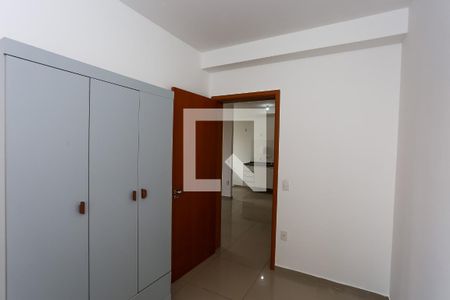 Quarto 1 de apartamento para alugar com 2 quartos, 47m² em Loteamento Reserva Raposo, Osasco