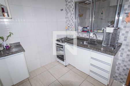 Cozinha de casa de condomínio para alugar com 2 quartos, 68m² em Burgo Paulista, São Paulo