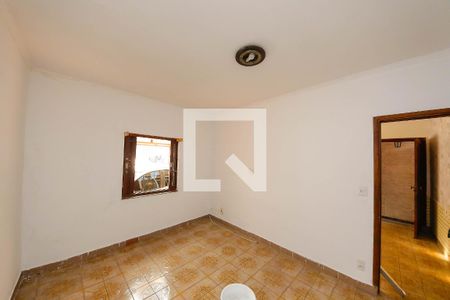 Quarto 1 de casa para alugar com 2 quartos, 180m² em Vila Prudente, São Paulo