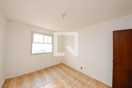 Quarto 2 de casa para alugar com 2 quartos, 180m² em Vila Prudente, São Paulo