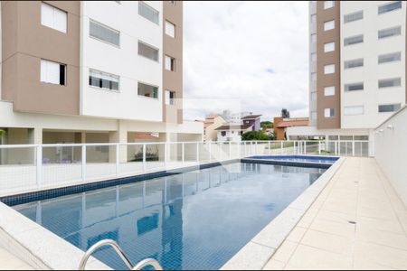 Apartamento à venda com 60m², 2 quartos e 2 vagasÁrea comum - Piscina