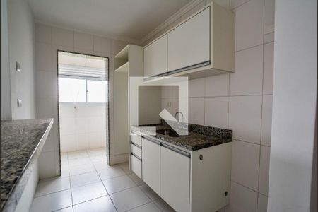 Apartamento à venda com 60m², 2 quartos e 2 vagasCozinha