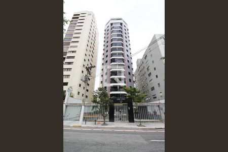 Apartamento à venda com 56m², 2 quartos e 1 vaga Apartamento à venda com 56m², 2 quartos e 1 vagaFachada