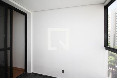 Varanda de apartamento à venda com 2 quartos, 56m² em Indianópolis, São Paulo