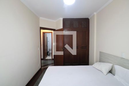 Apartamento para alugar com 92m², 3 quartos e 1 vaga Apartamento para alugar com 92m², 3 quartos e 1 vagaQuarto