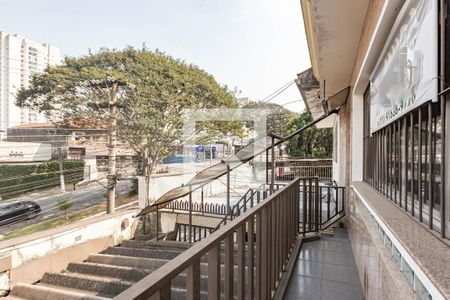 Casa para alugar com 200m², 3 quartos e sem vagaVaranda