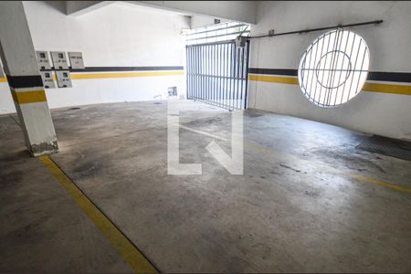 Apartamento à venda com 242m², 3 quartos e 2 vagas Apartamento à venda com 242m², 3 quartos e 2 vagasGaragem