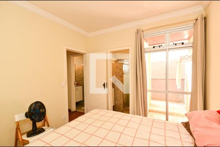 Apartamento à venda com 242m², 3 quartos e 2 vagas Apartamento à venda com 242m², 3 quartos e 2 vagasQuarto3/ suite