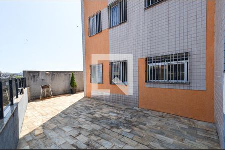 Apartamento à venda com 242m², 3 quartos e 2 vagas Apartamento à venda com 242m², 3 quartos e 2 vagasArea Privativa