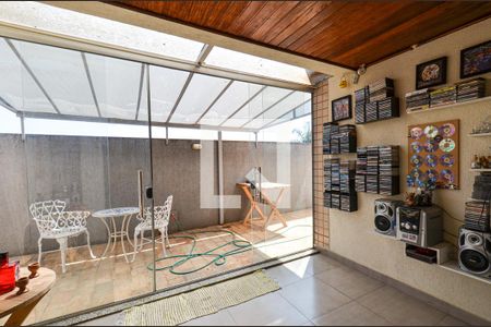 Apartamento à venda com 242m², 3 quartos e 2 vagas Apartamento à venda com 242m², 3 quartos e 2 vagasArea Privativa