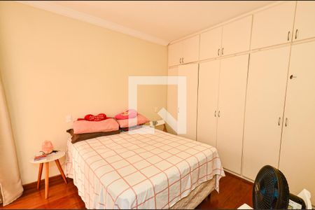 Apartamento à venda com 242m², 3 quartos e 2 vagas Apartamento à venda com 242m², 3 quartos e 2 vagasQuarto3/ suite
