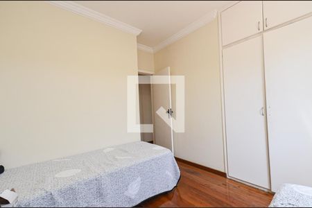 Apartamento à venda com 242m², 3 quartos e 2 vagas Apartamento à venda com 242m², 3 quartos e 2 vagasQuarto1