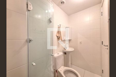 Apartamento à venda com 35m², 2 quartos e sem vaga Apartamento à venda com 35m², 2 quartos e sem vagaBanheiro