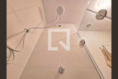 Apartamento à venda com 35m², 2 quartos e sem vaga Apartamento à venda com 35m², 2 quartos e sem vagaDetalhe do banheiro