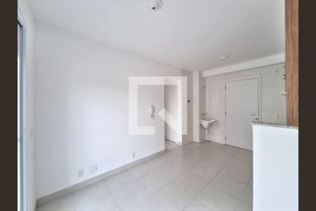 Apartamento à venda com 35m², 2 quartos e sem vaga Apartamento à venda com 35m², 2 quartos e sem vagaSala