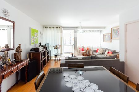 Apartamento à venda com 141m², 4 quartos e 2 vagasSala