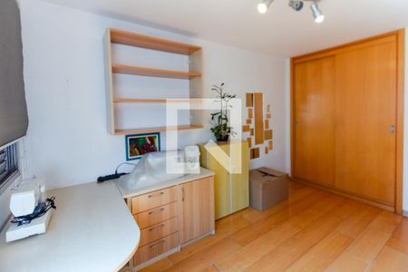 Apartamento à venda com 141m², 4 quartos e 2 vagasQuarto 1