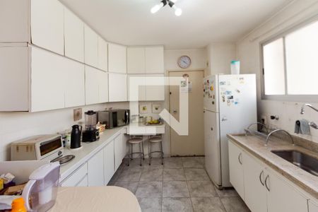 Apartamento à venda com 141m², 4 quartos e 2 vagasCozinha