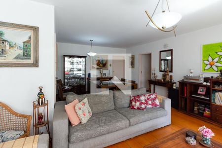 Apartamento à venda com 141m², 4 quartos e 2 vagasSala