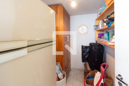 Apartamento à venda com 141m², 4 quartos e 2 vagasQuarto de Serviço