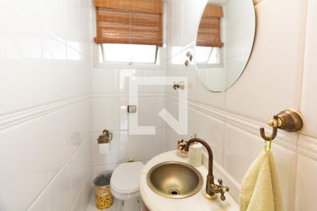 Apartamento à venda com 141m², 4 quartos e 2 vagaslavabo