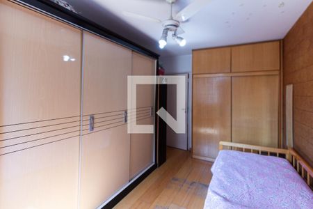 Apartamento à venda com 141m², 4 quartos e 2 vagasQuarto 3