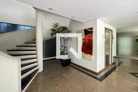 Apartamento à venda com 141m², 4 quartos e 2 vagasHall social