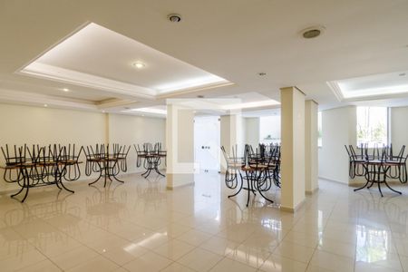 Apartamento à venda com 114m², 3 quartos e 2 vagas Apartamento à venda com 114m², 3 quartos e 2 vagasÁrea comum - Salão de festas