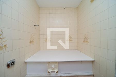 Casa à venda com 480m², 3 quartos e 5 vagasBanheiro 1