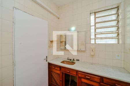 Casa à venda com 480m², 3 quartos e 5 vagasBanheiro 1