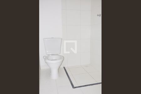 Apartamento para alugar com 27m², 1 quarto e sem vaga Apartamento para alugar com 27m², 1 quarto e sem vagaDetalhe - Banheiro Social