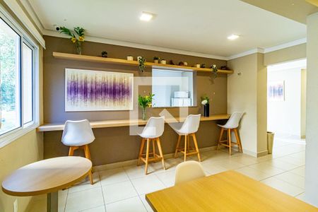 Apartamento para alugar com 32m², 2 quartos e sem vaga Apartamento para alugar com 32m², 2 quartos e sem vagaÁrea comum - Salão de festas