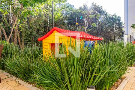 Apartamento para alugar com 32m², 2 quartos e sem vaga Apartamento para alugar com 32m², 2 quartos e sem vagaÁrea comum - Playground