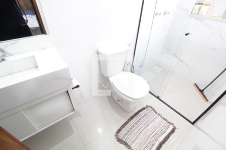 Banheiro Suíte de casa para alugar com 2 quartos, 120m² em Cidade Jardim, Uberlândia