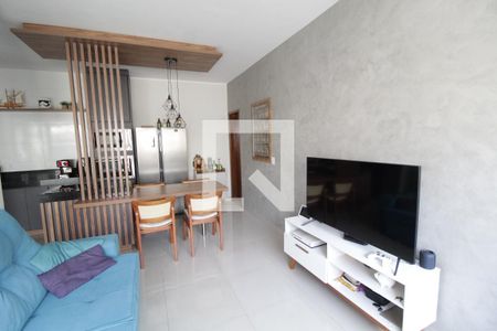 Sala de casa para alugar com 2 quartos, 120m² em Cidade Jardim, Uberlândia