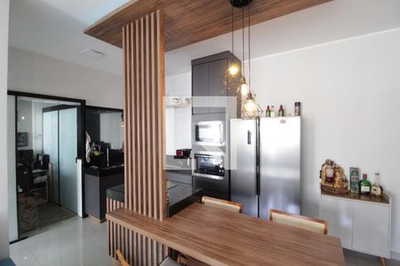 Casa para alugar com 120m², 2 quartos e 2 vagasCozinha