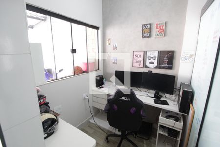 Casa para alugar com 120m², 2 quartos e 2 vagasQuarto de serviço/Escritório