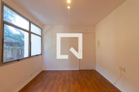 Apartamento para alugar com 34m², 1 quarto e sem vaga