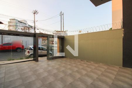 Casa à venda com 180m², 3 quartos e 3 vagasGaragem