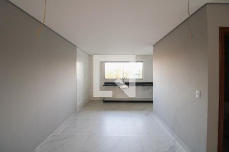 Casa à venda com 180m², 3 quartos e 3 vagasCozinha e Área de Serviço