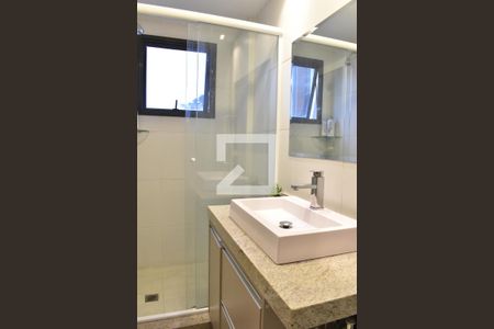 Banheiro de apartamento para alugar com 1 quarto, 38m² em Juvevê, Curitiba