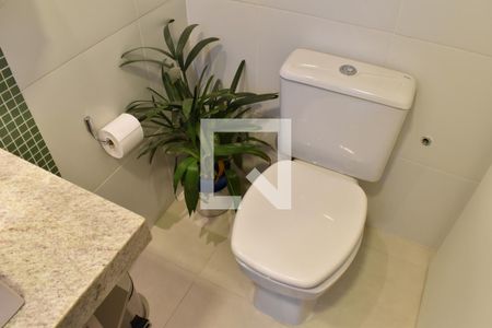 Banheiro de apartamento para alugar com 1 quarto, 38m² em Juvevê, Curitiba