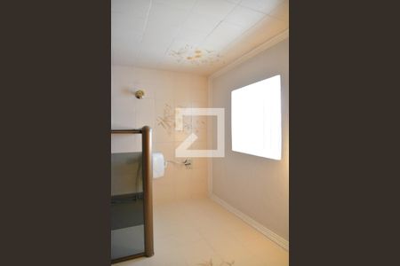 Casa à venda com 200m², 2 quartos e 3 vagasBanheiro Social