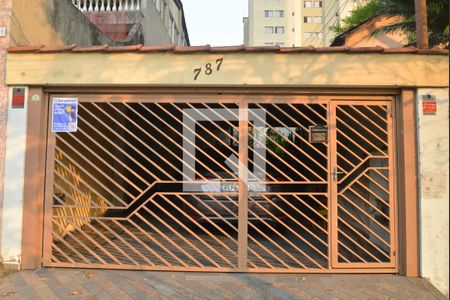 Casa à venda com 200m², 2 quartos e 3 vagasFachada