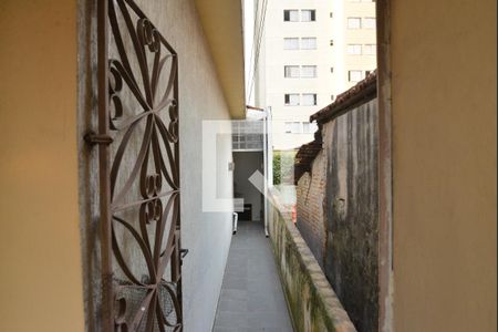 Casa à venda com 200m², 2 quartos e 3 vagasCorredor
