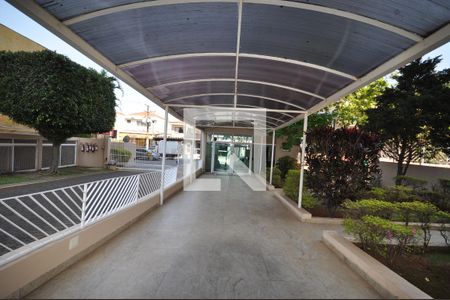 Apartamento à venda com 69m², 2 quartos e 1 vagaHall de entrada