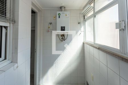 Lavanderia de apartamento à venda com 2 quartos, 75m² em Passo da Areia, Porto Alegre