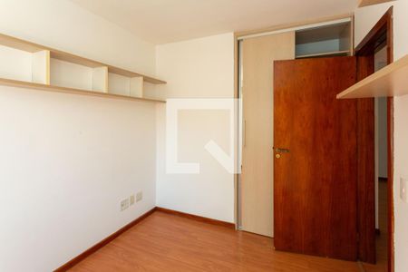 Apartamento à venda com 75m², 2 quartos e 1 vagaQuarto 2
