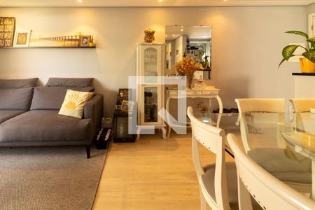 Sala de apartamento para alugar com 3 quartos, 69m² em Vila Suzana, São Paulo